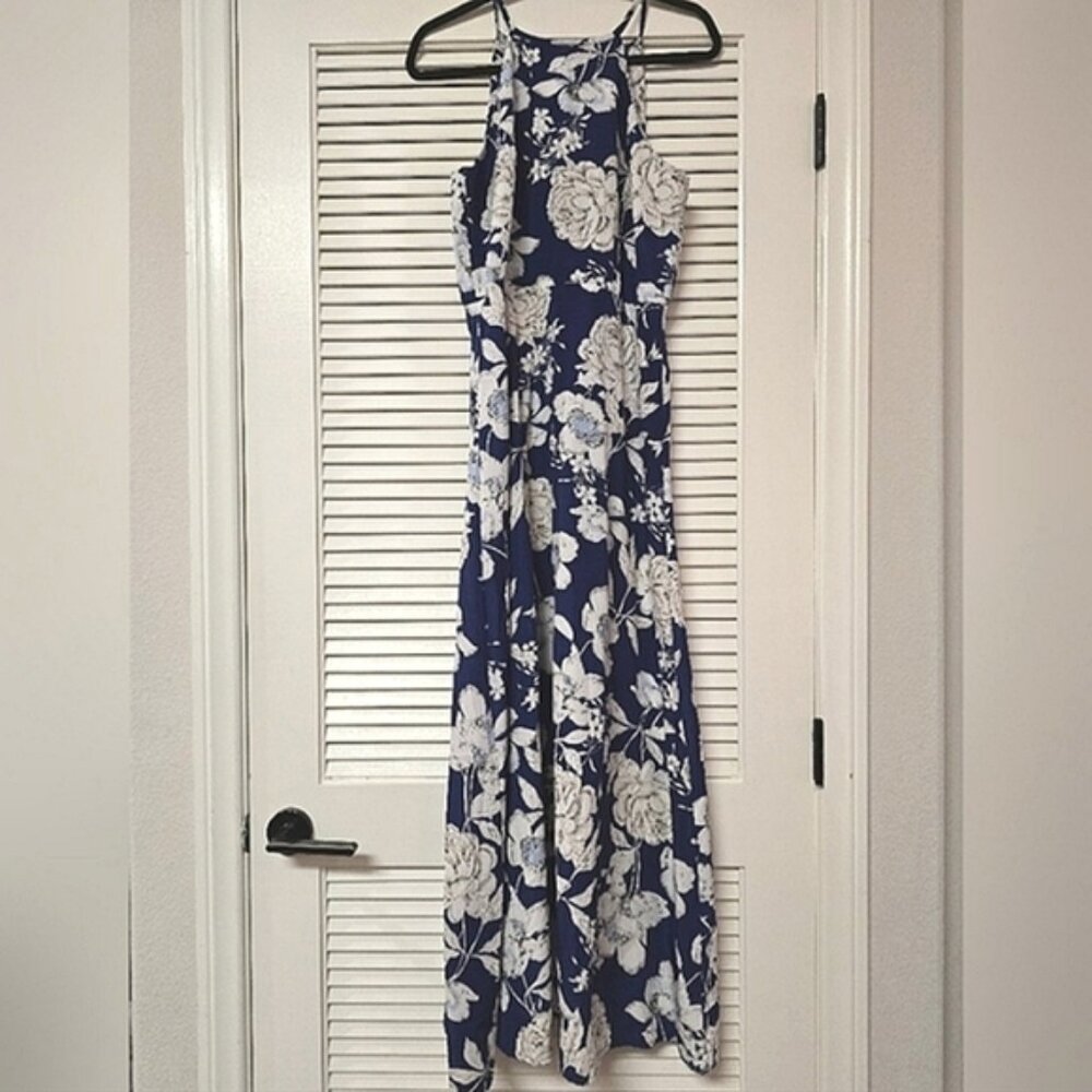 Floral Blue & White Sleeveless Maxi Dress With Open Back